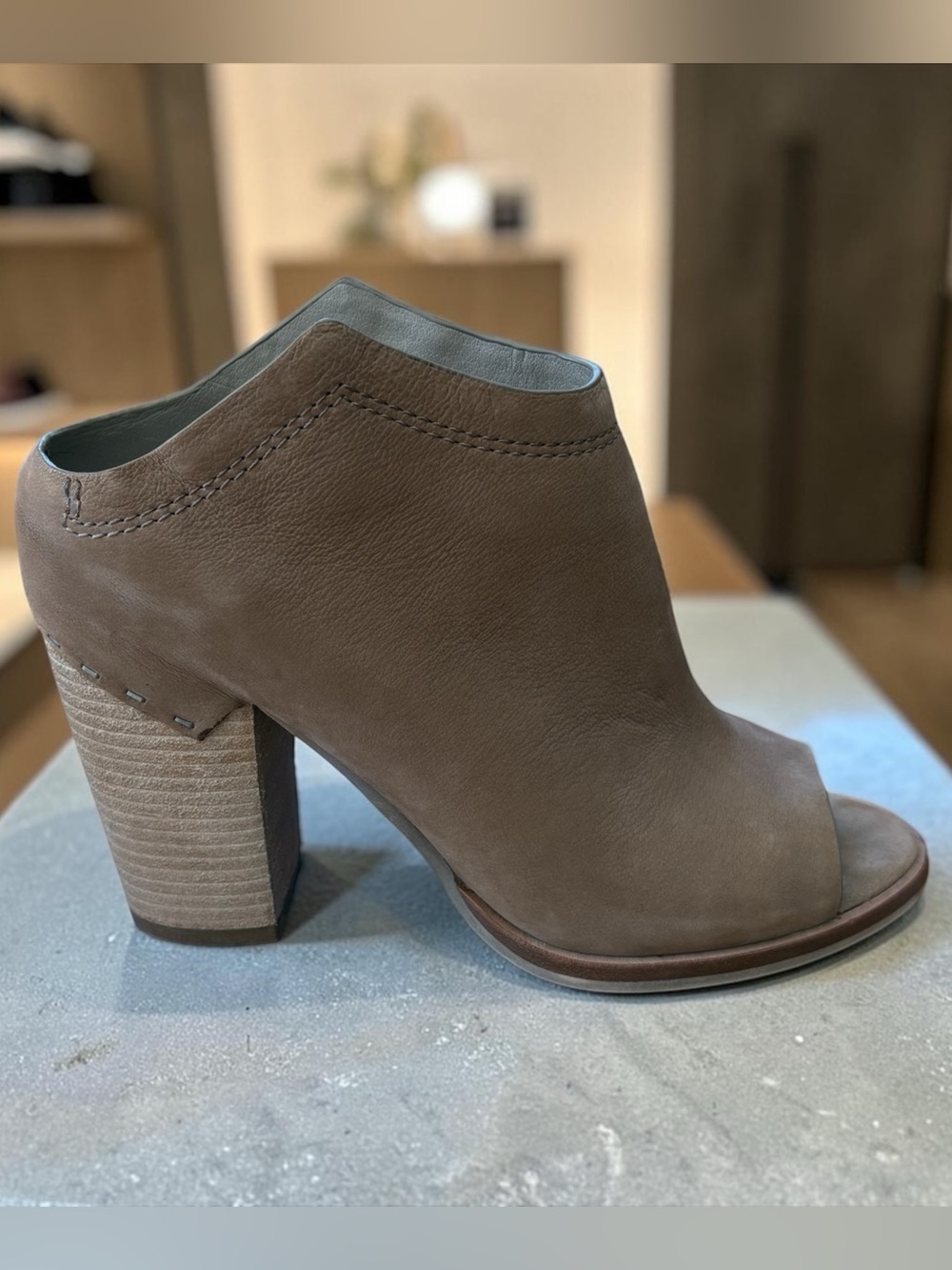 Dolce Vita NOA, Leather Peep Toe Booties,Taupe Brown Block Heel Size 8.5B